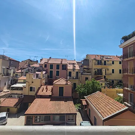 Polluce Bilocale Nuovo A Due Passi Dal Mare Apartment