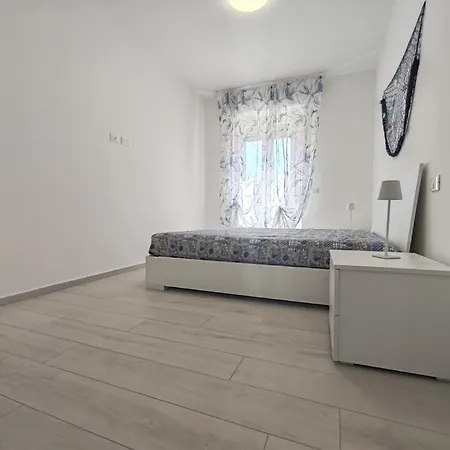 Apartment Polluce Bilocale Nuovo A Due Passi Dal Mare